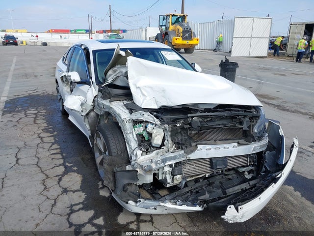1HGCV2F9XKA024966 Honda Accord Touring 2.0t