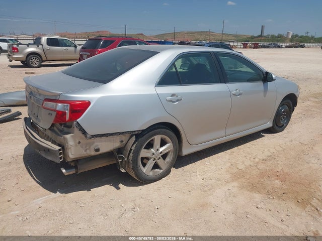 Toyota CAMRY SE 2014 4T1BF1FK5EU312011 Image 4