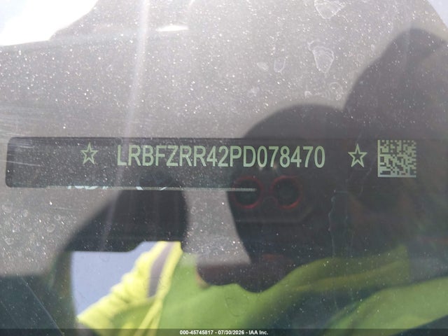 45745817 :رقم المزاد ، LRBFZRR42PD078470 vin ، 2023 Buick Envision Avenir Fwd مزاد بيع
