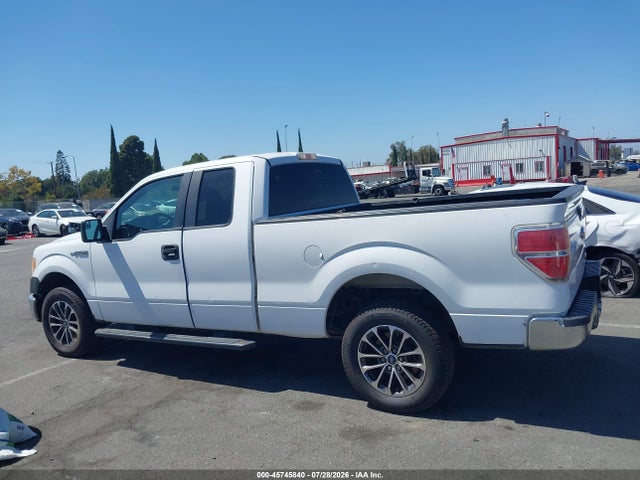 1FTFX1EF2EKF39773 Ford F-150 Xl