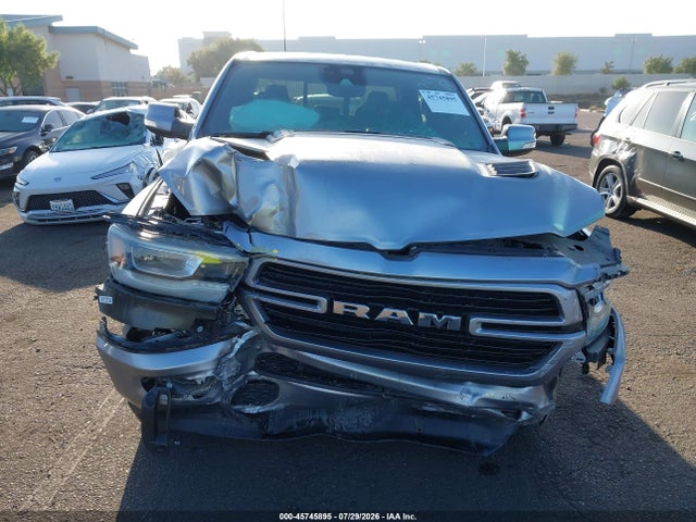 1C6SRFJTXNN131500 RAM 1500 Laramie 4x4 5&#039;7 Box