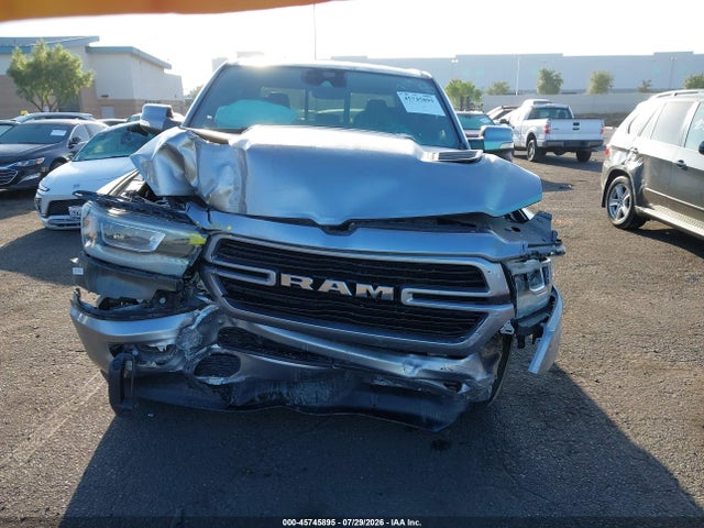 1C6SRFJTXNN131500 RAM 1500 Laramie 4x4 5&#039;7 Box