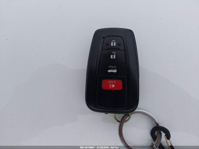 Auction sale of the 2018 Toyota Camry Xle, vin: 4T1B11HK1JU041258, lot number: 45745907