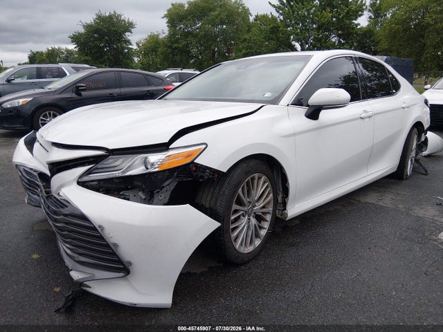 Auction sale of the 2018 Toyota Camry Xle, vin: 4T1B11HK1JU041258, lot number: 45745907