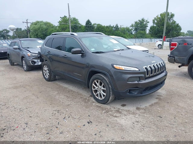 2015 Jeep Cherokee Latitude მანქანა იყიდება აუქციონზე, vin: 1C4PJMCB6FW633138, აუქციონის ნომერი: 45745936