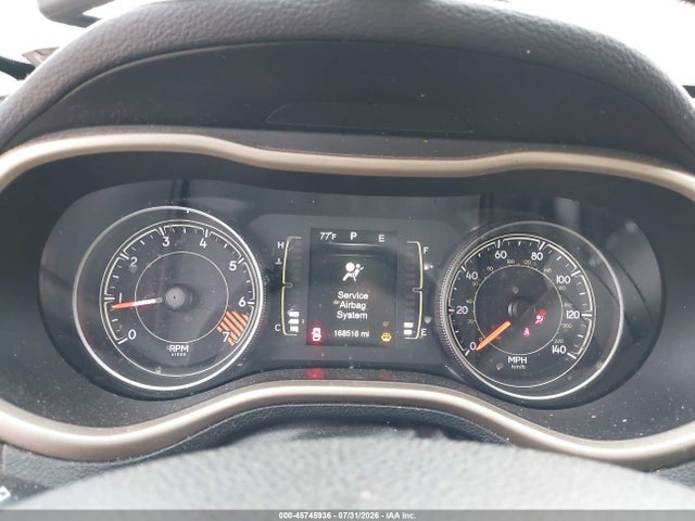 Продажа на аукционе авто 2015 Jeep Cherokee Latitude, vin: 1C4PJMCB6FW633138, номер лота: 45745936