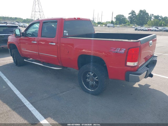 45745964 :رقم المزاد ، 1GT120C82BF191792 vin ، 2011 Gmc Sierra 2500hd Sle مزاد بيع