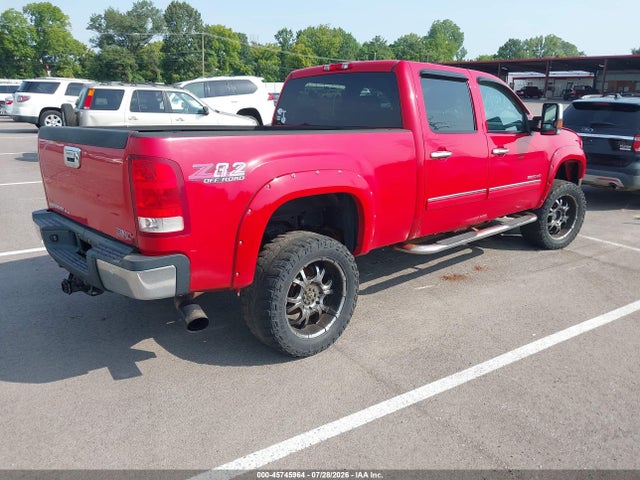 45745964 :رقم المزاد ، 1GT120C82BF191792 vin ، 2011 Gmc Sierra 2500hd Sle مزاد بيع