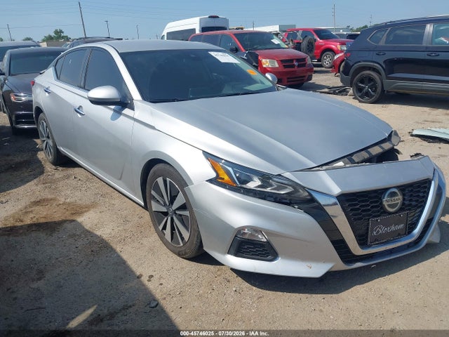 Продажа на аукционе авто 2021 Nissan Altima Sv Fwd, vin: 1N4BL4DV6MN364662, номер лота: 45746025