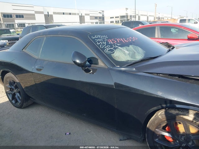 45746050 :رقم المزاد ، 2C3CDZAG0PH582452 vin ، 2023 Dodge Challenger Sxt مزاد بيع