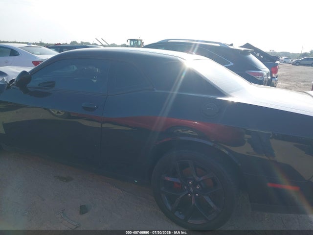 45746050 :رقم المزاد ، 2C3CDZAG0PH582452 vin ، 2023 Dodge Challenger Sxt مزاد بيع