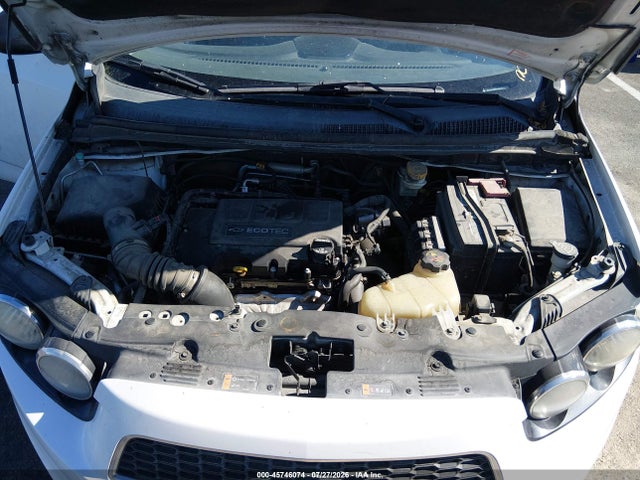 Chevrolet Sonic Rs Auto 2015 1G1JG5SB5F4154418 Image 9