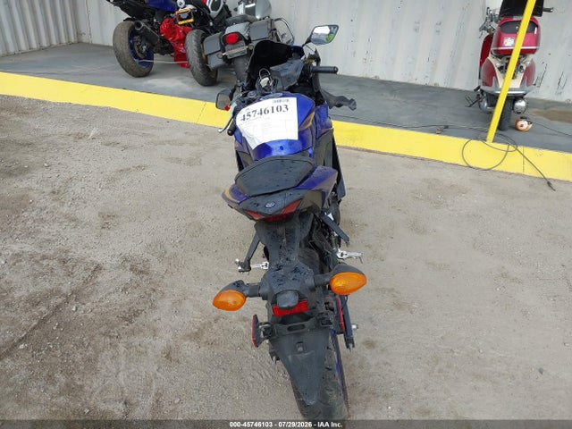 Yamaha Yzfr3 A 2023 MH3RH18Y1PK010973 Image 6