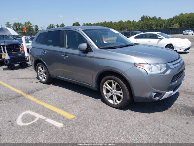 Продаж на аукціоні авто 2015 Mitsubishi Outlander Se, vin: JA4AD3A34FZ006675, номер лоту: 45746155
