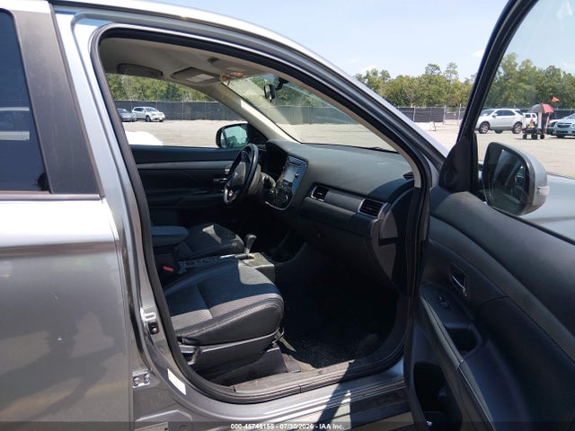 Продаж на аукціоні авто 2015 Mitsubishi Outlander Se, vin: JA4AD3A34FZ006675, номер лоту: 45746155