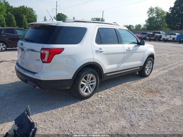 Ford EXPLORER XLT 2018 1FM5K8DH6JGA37704 Image 4