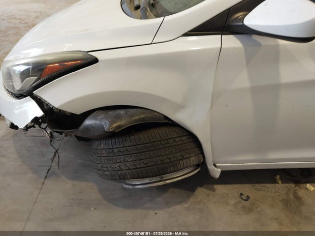 Hyundai ELANTRA SE 2015 5NPDH4AE8FH629481 Image 16