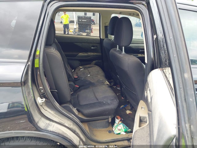 45746204 :رقم المزاد ، JA4AD3A31HZ052614 vin ، 2017 Mitsubishi Outlander Se مزاد بيع