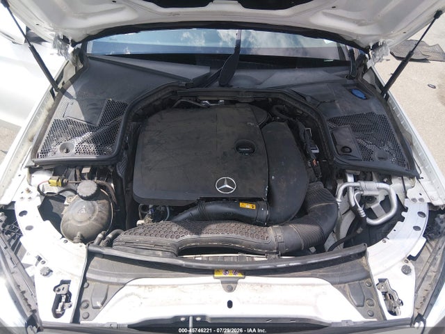45746221 :رقم المزاد ، WDDWF8EB3LR526548 vin ، 2020 Mercedes-benz C 300 4matic مزاد بيع