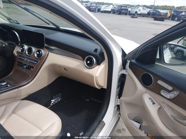 45746221 :رقم المزاد ، WDDWF8EB3LR526548 vin ، 2020 Mercedes-benz C 300 4matic مزاد بيع