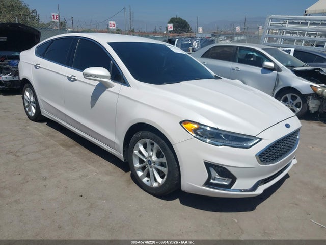 Продаж на аукціоні авто 2019 Ford Fusion Energi Titanium, vin: 3FA6P0SU9KR144922, номер лоту: 45746228