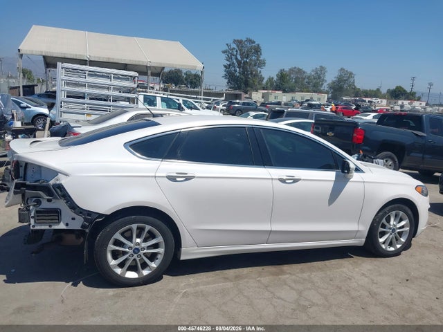 2019 Ford Fusion Energi Titanium მანქანა იყიდება აუქციონზე, vin: 3FA6P0SU9KR144922, აუქციონის ნომერი: 45746228