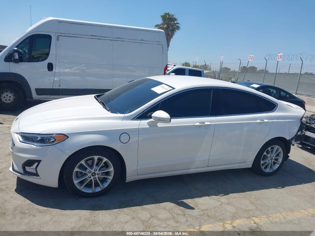 2019 Ford Fusion Energi Titanium მანქანა იყიდება აუქციონზე, vin: 3FA6P0SU9KR144922, აუქციონის ნომერი: 45746228
