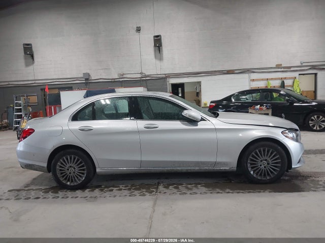 Aukcja sprzedaży 2015 Mercedes-benz C 300 Luxury 4matic, vin: 55SWF4KB8FU039782, numer aukcji: 45746229