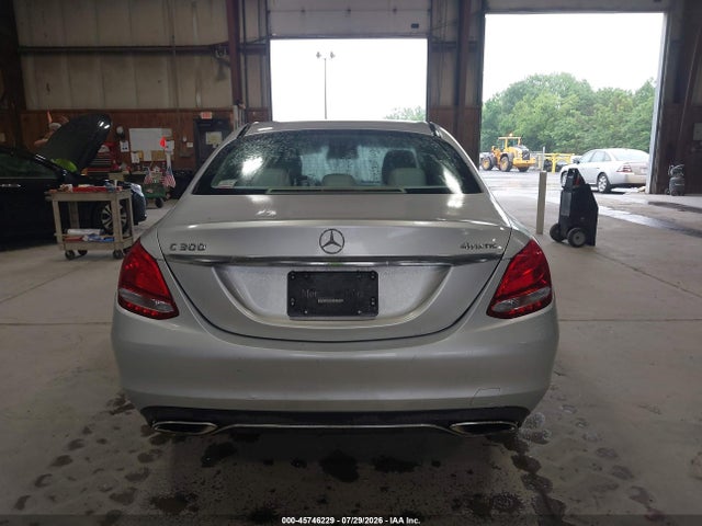 Aukcja sprzedaży 2015 Mercedes-benz C 300 Luxury 4matic, vin: 55SWF4KB8FU039782, numer aukcji: 45746229