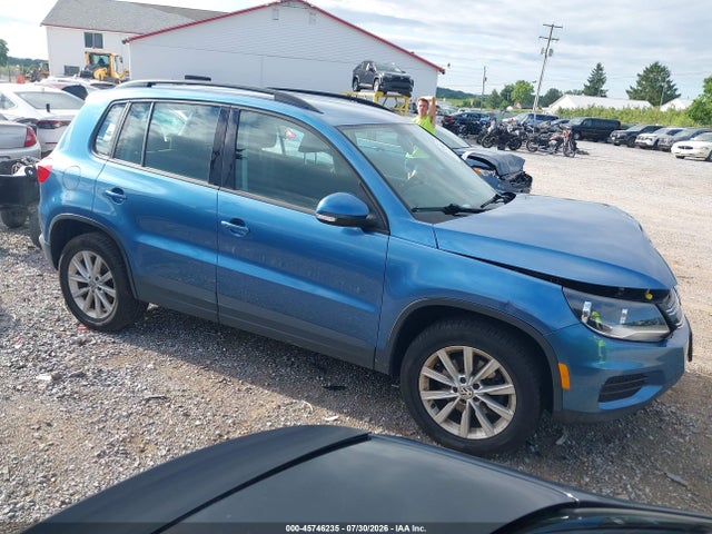 2017 Volkswagen Tiguan 2.0t/2.0t S მანქანა იყიდება აუქციონზე, vin: WVGBV7AX2HK049419, აუქციონის ნომერი: 45746235