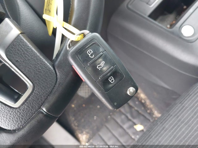 45746235 :رقم المزاد ، WVGBV7AX2HK049419 vin ، 2017 Volkswagen Tiguan 2.0t/2.0t S مزاد بيع