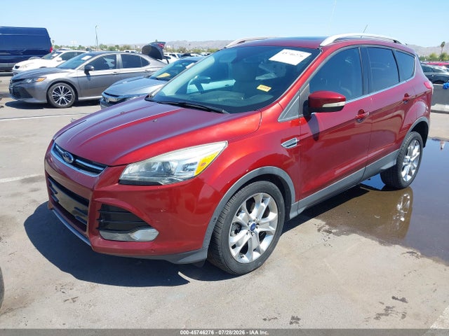 1FMCU0J96EUA05648 Ford Escape Titanium
