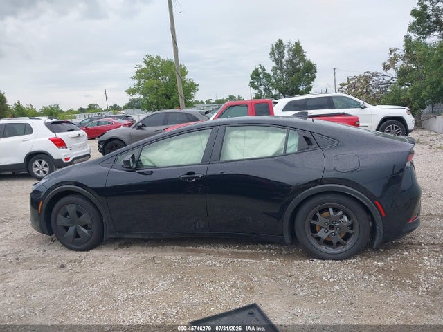 Продаж на аукціоні авто 2026 Toyota Prius Le, vin: JTDACAAU2T3072842, номер лоту: 45746279