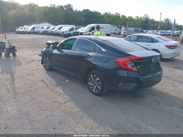Продажа на аукционе авто 2016 Honda Civic Ex, vin: 19XFC2F77GE090086, номер лота: 45746288