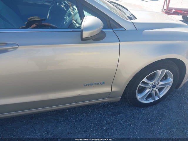 3FA6P0UUXJR254616 Ford Fusion Hybrid S