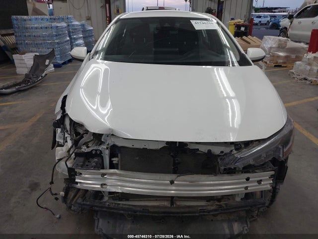 5YFEPMAE2MP222800 Toyota COROLLA LE