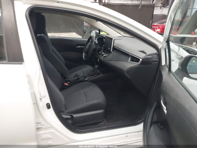 5YFEPMAE2MP222800 Toyota COROLLA LE