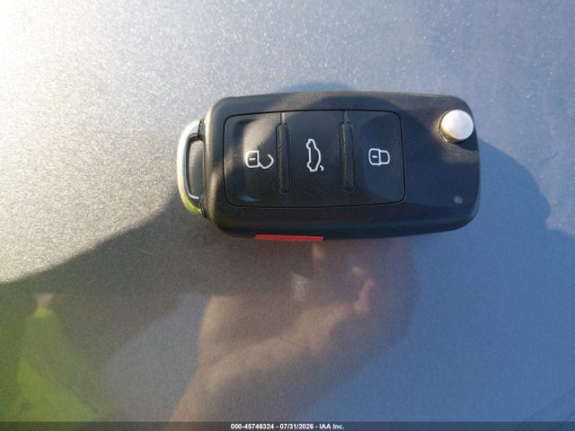 Продаж на аукціоні авто 2015 Volkswagen Passat 1.8t Limited Edition, vin: 1VWAT7A34FC086835, номер лоту: 45746324