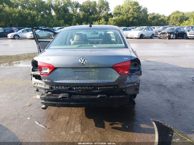Продаж на аукціоні авто 2015 Volkswagen Passat 1.8t Limited Edition, vin: 1VWAT7A34FC086835, номер лоту: 45746324