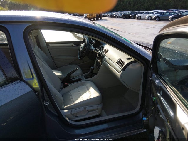 Продаж на аукціоні авто 2015 Volkswagen Passat 1.8t Limited Edition, vin: 1VWAT7A34FC086835, номер лоту: 45746324