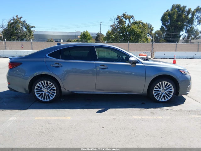 Lexus ES 350 2016 JTHBK1GG4G2224509 Image 13