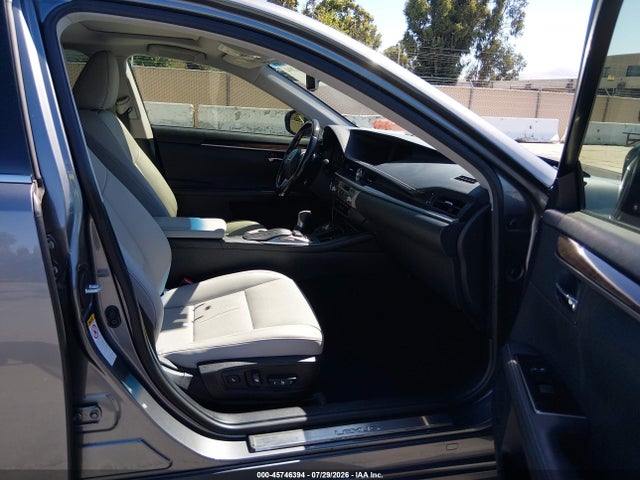 Lexus ES 350 2016 JTHBK1GG4G2224509 Image 5