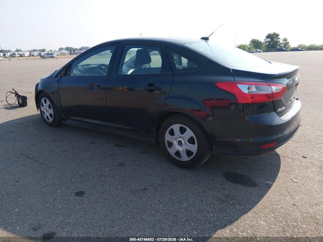 Ford FOCUS S 2014 1FADP3E26EL119451 Image 3