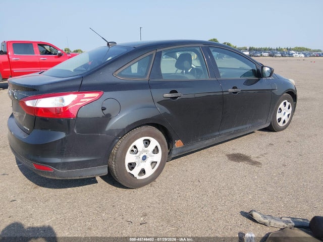 Ford FOCUS S 2014 1FADP3E26EL119451 Image 4