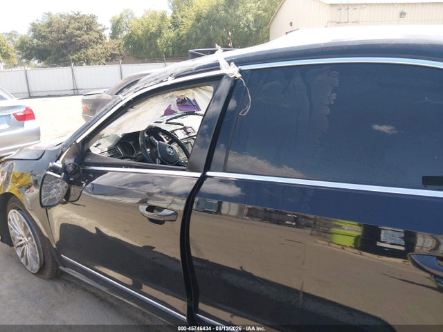 1VWBT7A31HC038541 Volkswagen Passat 1.8t Se