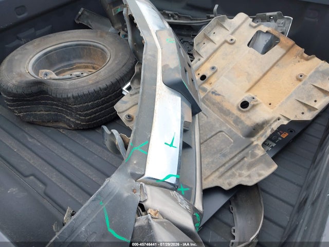45746441 :رقم المزاد ، 3GCPCTEC9FG440104 vin ، 2015 Chevrolet Silverado 1500 High Country مزاد بيع