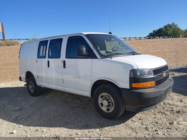1GCWGAFP2N1217468 Chevrolet Express Cargo Rwd 2500 Regular Wheelbase Wt