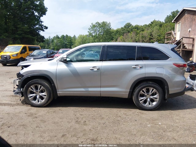 2015 Toyota Highlander Le Plus V6 მანქანა იყიდება აუქციონზე, vin: 5TDBKRFH7FS127290, აუქციონის ნომერი: 45746512