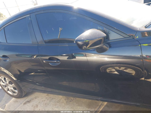 JM1BM1T78F1258653 Mazda Mazda3 I Sv