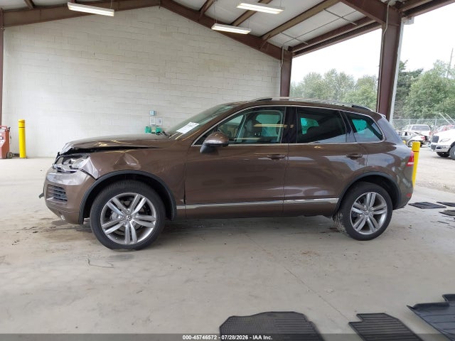 2011 Volkswagen Touareg Tdi Executive მანქანა იყიდება აუქციონზე, vin: WVGFK9BP7BD003519, აუქციონის ნომერი: 45746572